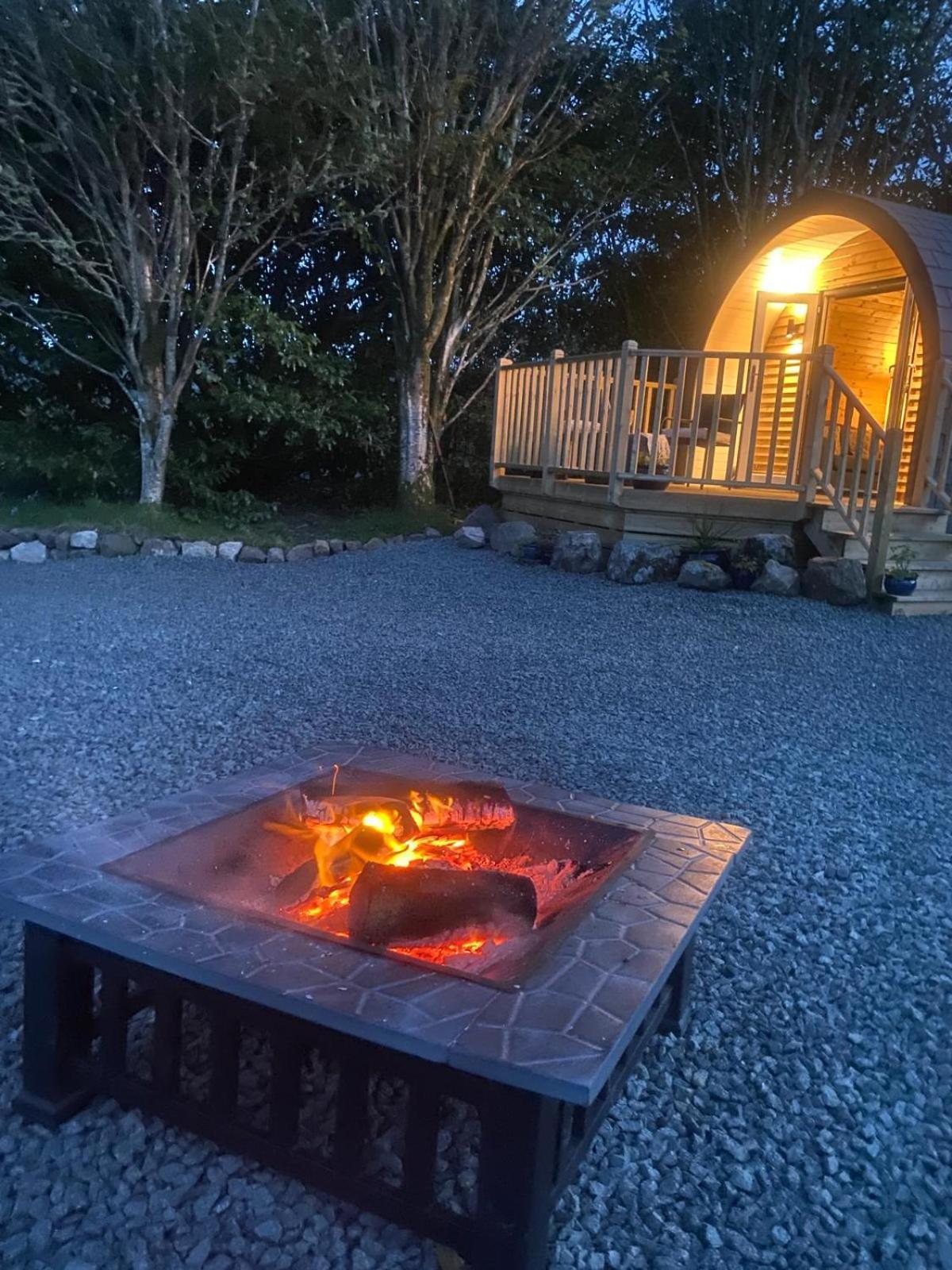 格拉斯哥 Campsie Luxury Pods With Hot Tub酒店 外观 照片